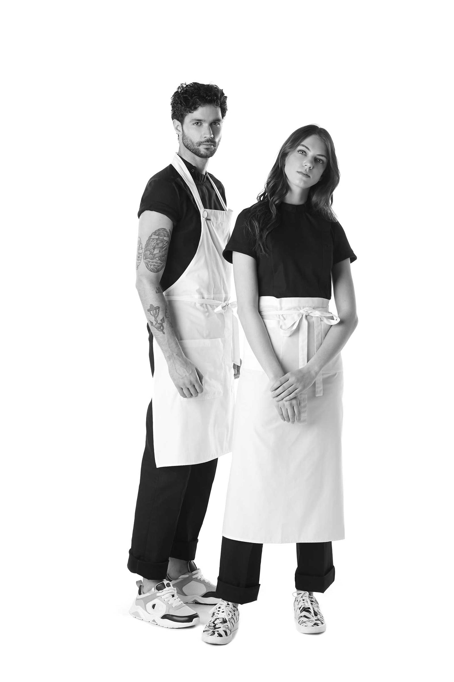 MANDIL CON PETO MUNICH GABARDINA LUXURY